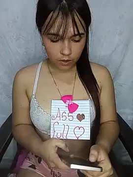 Snapshot of Dirtyy_Queen chatting on 07-02-26, 03:45 Dirtyy Queen online show from 07-02-26, 03:45
