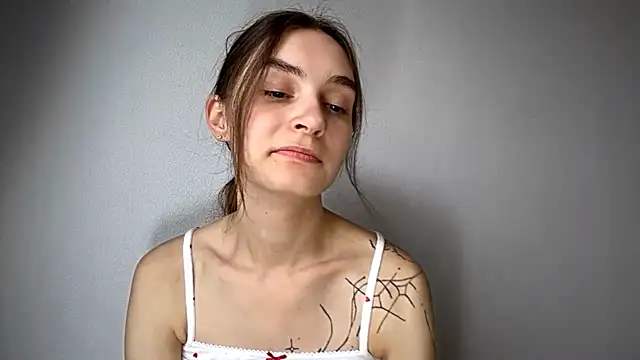 Snapshot of BibiCiarlo chatting on 07-04-26, 03:56 BibiCiarlo online show from 07-04-26, 03:56