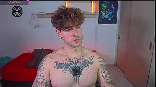 Snapshot of ARES_TATTO chatting on 07-14-26, 11:27 ARES TATTO online show from 07-14-26, 11:27