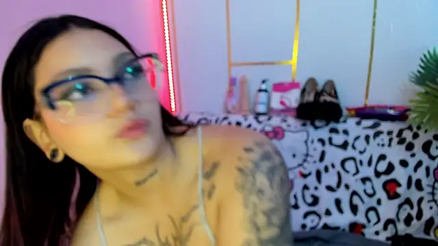 Snapshot of lina_preg chatting on 07-06-26, 12:24 lina preg online show from 07-06-26, 12:24