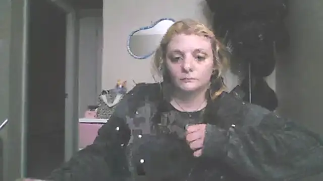 liltrinketgirl online show from 07-04-26, 08:31