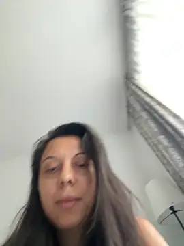 Snapshot of IzyDiamond chatting on 07-02-26, 09:26 IzyDiamond online show from 07-02-26, 09:26