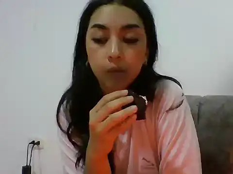 Kaia Bloom online show from 07-03-26, 02:18