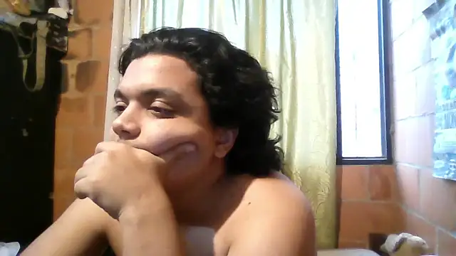 MayNoe00 online show from 07-02-26, 10:27