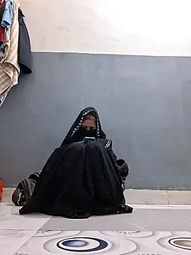 Snapshot of Sari-cam chatting on 07-21-26, 06:16 Sari-cam online show from 07-21-26, 06:16