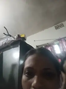 Moyna 52 online show from 07-04-26, 03:35