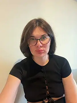 Sophie Virginia online show from 07-17-26, 06:24