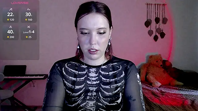 ember lune online show from 07-14-26, 08:30