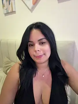 Snapshot of AliceStarshine chatting on 05-31-26, 02:53 AliceStarshine online show from 05-31-26, 02:53