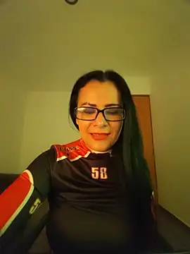 Laradelice online show from 07-05-26, 07:04