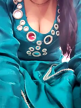Snapshot of usha__004 chatting on 07-12-26, 06:04 usha 004 online show from 07-12-26, 06:04