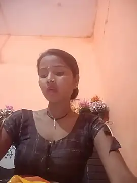 Snapshot of Chandni8090 chatting on 07-08-26, 05:23 Chandni8090 online show from 07-08-26, 05:23
