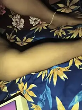 Snapshot of priya_bhabi_sex chatting on 07-12-26, 08:49 priya bhabi sex online show from 07-12-26, 08:49