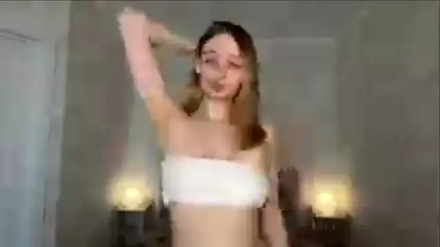 Beach Alicee online show from 07-09-26, 01:59