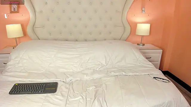 Valery Marie online show from 07-15-26, 12:54