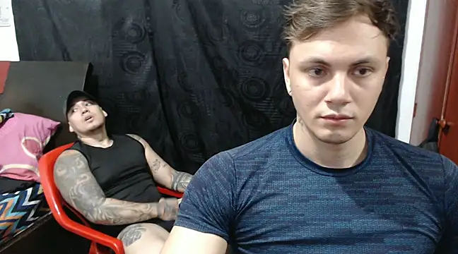 Snapshot of kike_energy chatting on 01-28-25, 08:04 kike energy online show from 01-28-25, 08:04