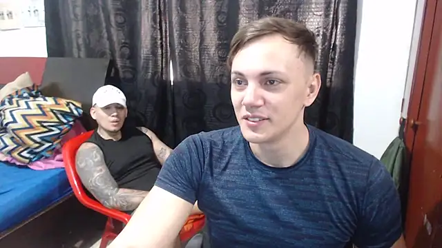 Snapshot of kike_energy chatting on 11-29-25, 04:32 kike energy online show from 11-29-25, 04:32