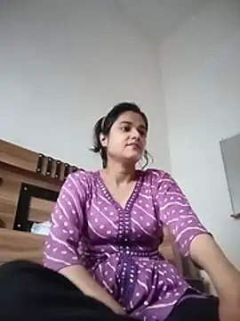 Snapshot of Manju_big_qeen chatting on 07-17-26, 11:06 Manju big qeen online show from 07-17-26, 11:06