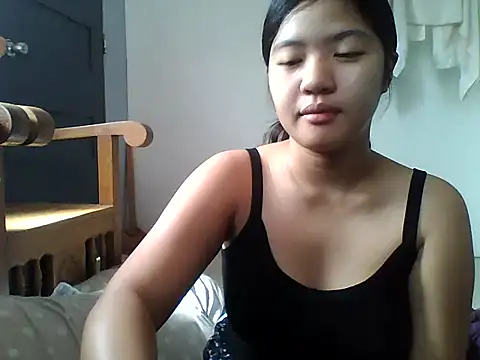 Snapshot of Loving_u19 chatting on 07-14-26, 01:08 Loving u19 online show from 07-14-26, 01:08