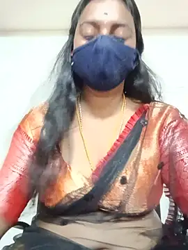 Snapshot of laxi_tamilponnu chatting on 07-21-26, 02:08 laxi tamilponnu online show from 07-21-26, 02:08