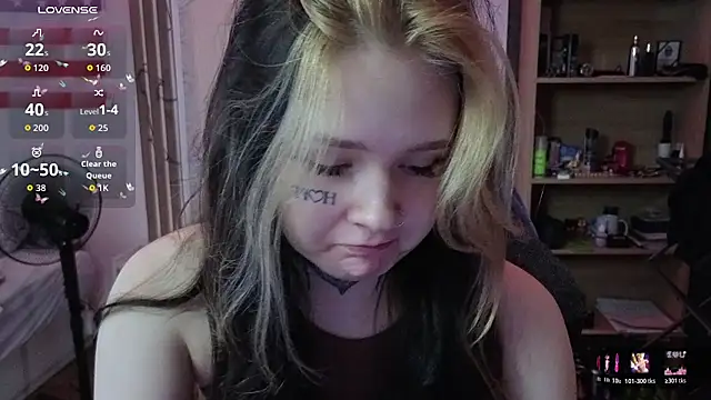 Snapshot of Liaa_Littll chatting on 07-24-26, 06:17 Liaa Littll online show from 07-24-26, 06:17