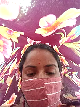 Snapshot of Poojakumari20 chatting on 07-14-26, 07:24 Poojakumari20 online show from 07-14-26, 07:24