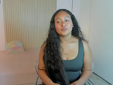 Snapshot of SerenaFordd chatting on 07-14-26, 08:47 SerenaFordd online show from 07-14-26, 08:47