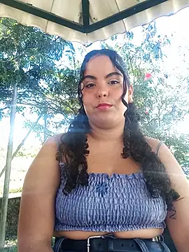 Snapshot of NicolleOverton chatting on 07-15-26, 02:22 NicolleOverton online show from 07-15-26, 02:22