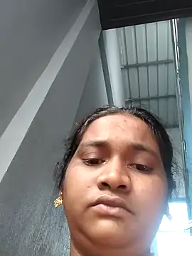 RiyaHot online show from 07-16-26, 01:22