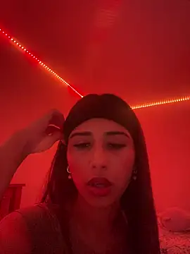 NextDoorMolly online show from 07-15-26, 07:41