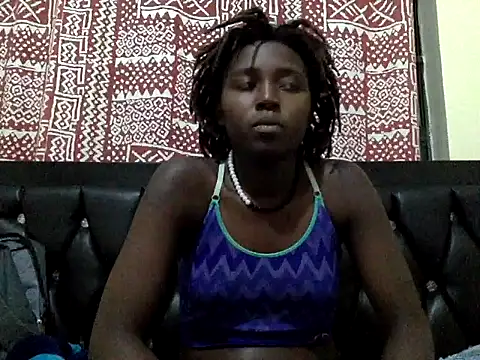 Snapshot of Naughtykamii chatting on 08-03-26, 04:00 Naughtykamii online show from 08-03-26, 04:00