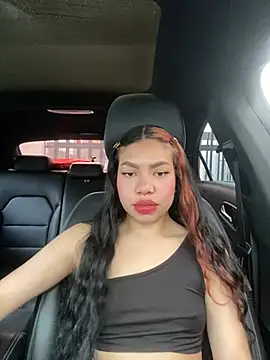 Snapshot of MelodyyXXX chatting on 07-15-26, 02:00 MelodyyXXX online show from 07-15-26, 02:00