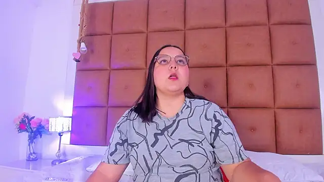 Snapshot of AmberrRossee chatting on 07-21-26, 03:58 AmberrRossee online show from 07-21-26, 03:58