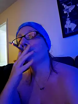 XxMs StarzxX online show from 09-17-25, 03:19