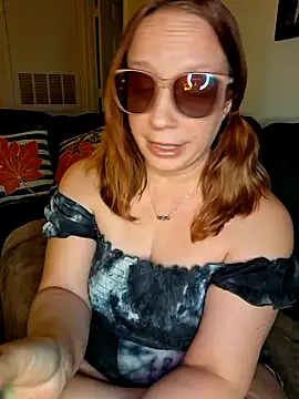 Snapshot of XxMs_StarzxX chatting on 11-27-25, 05:42 XxMs StarzxX online show from 11-27-25, 05:42