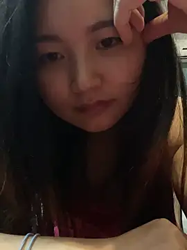 Snapshot of xiaomeng-88 chatting on 07-16-26, 12:44 xiaomeng-88 online show from 07-16-26, 12:44