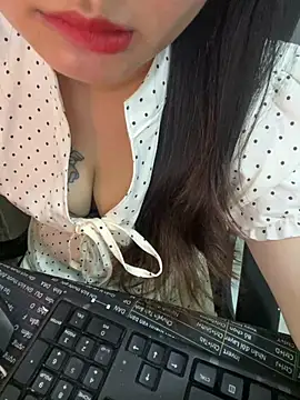 Snapshot of Thoriu99 chatting on 07-30-26, 03:27 Thoriu99 online show from 07-30-26, 03:27