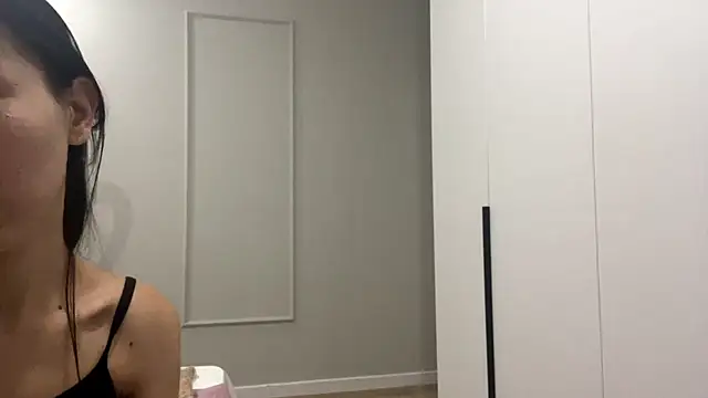 CuddlyLips  online show from 07-16-26, 12:22