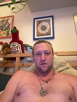 Snapshot of Straight-alex__ chatting on 07-17-26, 12:45 Straight-alex online show from 07-17-26, 12:45