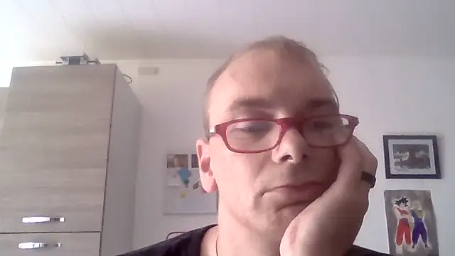 Snapshot of polo7755 chatting on 07-17-26, 02:45 polo7755 online show from 07-17-26, 02:45