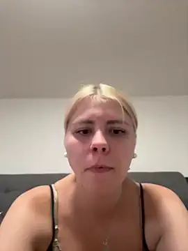Ellaa Candy online show from 07-22-26, 07:38