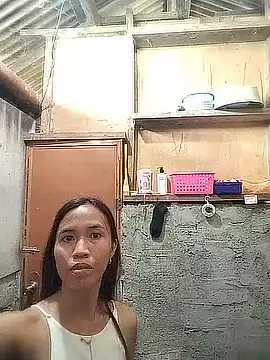 Snapshot of ShyOne1724 chatting on 07-21-26, 03:42 ShyOne1724 online show from 07-21-26, 03:42