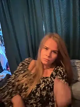 Mary Mathews online show from 07-22-26, 03:37