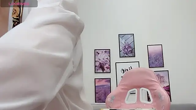 Snapshot of Katy_Bae chatting on 02-22-25, 07:01 Katy Bae online show from 02-22-25, 07:01