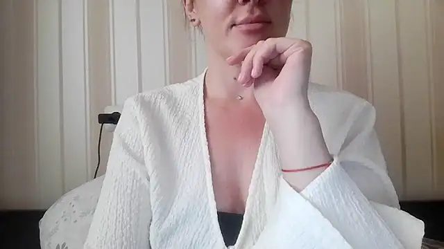 Snapshot of AbigailBlue chatting on 08-02-26, 10:46 AbigailBlue online show from 08-02-26, 10:46
