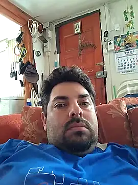 Snapshot of robredoj chatting on 02-05-26, 02:11 robredoj online show from 02-05-26, 02:11