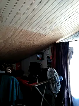 Snapshot of robredoj chatting on 02-06-26, 04:54 robredoj online show from 02-06-26, 04:54