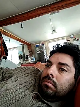 Snapshot of robredoj chatting on 02-08-26, 03:37 robredoj online show from 02-08-26, 03:37