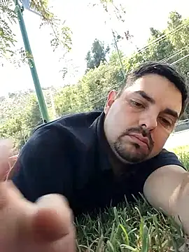 Snapshot of robredoj chatting on 02-20-26, 05:46 robredoj online show from 02-20-26, 05:46