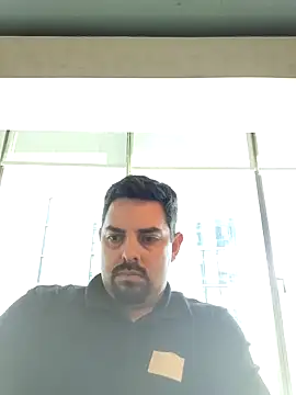 Snapshot of robredoj chatting on 03-11-26, 04:46 robredoj online show from 03-11-26, 04:46